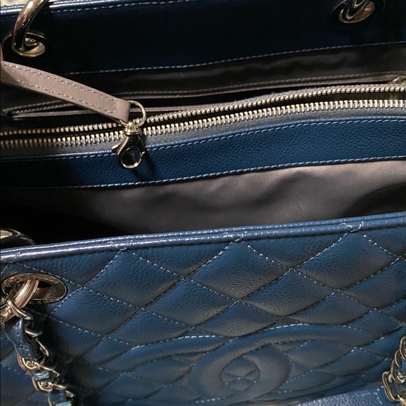 🌈Chanel XL GST Blue W/ Silver how’s work💎 - Picture 12 of 16